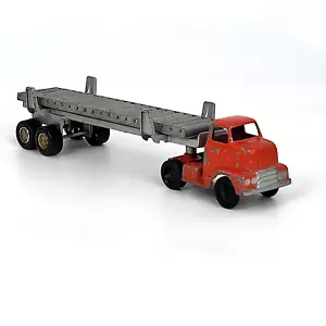 40's - TootsieToy - Red Truck Cab #24 + Logging Trailer + Conveyor Roller Table - Picture 1 of 7