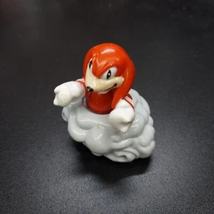 1993 Sega Knuckles Red Sonic The Hedgehog Spinning Car Toy Figure Retro - Picture 1 of 4