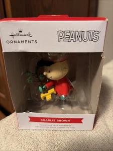 * Hallmark Peanuts Charlie Brown mit Baumschmuck - Bild 1 von 5