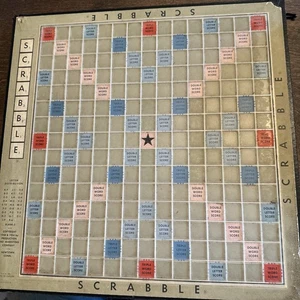 Vintage 1954 Raised Plastic Edge Scrabble Board - Picture 1 of 12