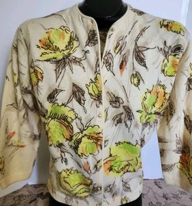 Vtg 1950's Angelone By Darlene,Lambs Wool Ivory Floral Print Cardigan,Size S - Picture 1 of 5