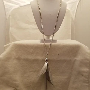 Silver Chain Falling Petals Pendant Necklace - Picture 1 of 6
