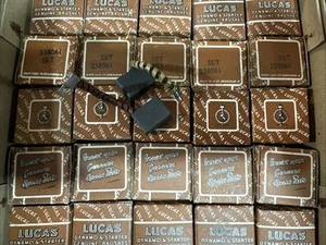 JUEGO DE 2 CEPILLOS DINAMO LUCAS 238061 C45, LAND ROVER JAGUAR BMC ETC - Imagen 1 de 2