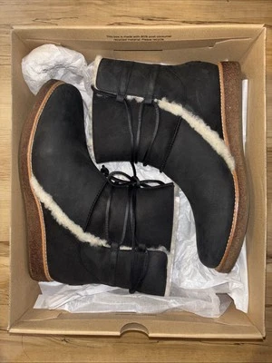 UGG Women's Luisa Water Resistant Leather Boots 1012545 BLACK Size 11w  - Image 1 of 4