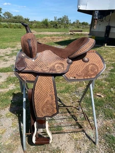 16" Western Trail/Pleasure Sattel mit Korb nachgerüstet zweifarbiges Leder, Halbstangen - Bild 1 von 9