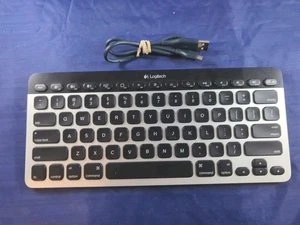 Logitech Easy‑Switch K811 Wireless Bluetooth Keyboard – Tested & Working - Picture 1 of 1