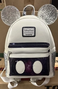 Loungefly Space Mountain Mickey Galaxy Mini Rucksack Neu mit Etikett  - Bild 1 von 6