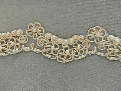  PERLAS MARFIL 5 YARDAS EN ENCAJE ORGANZA Foto 1 de 3