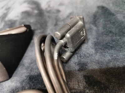 Base de cargador de palma serie conector de alimentación de 5 pines sin adaptador de CA sin probar muy limpio Foto 1 de 4