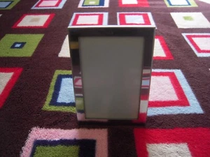 NOS VINTAGE METAL W CHROME FINISH SINGLE PHOTO PICTURE FRAME 3-1/2" L X 5" H - Picture 1 of 8