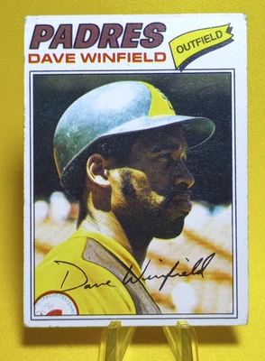 1977 Topps Baseball #390 Dave Winfield (Padres) Salón de la fama Foto 1 de 2