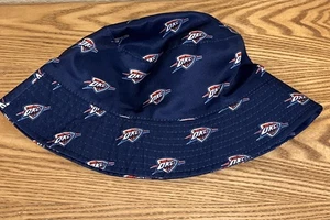 Cappello BDA Sports OKC Thunder Bucket NBA blu navy buone condizioni - Foto 1 di 3