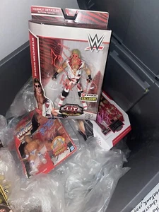 Shawn Michaels Signed Auto RINGSIDE COLLECTABLES ELITE FIGURE - Picture 1 of 3