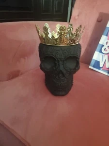 2023 Bath And Body Works Skull Candle Holder - Picture 1 of 2