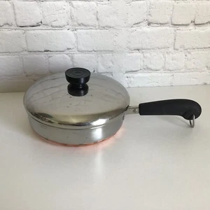 Sartén salteada inferior de cobre Revere Ware de 7"" con doble tapa - Imagen 1 de 5