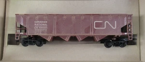 HO Model Power #668 40' 4-Bay Brown Hopper CN weathered RTR w/Original Box - Picture 1 of 7