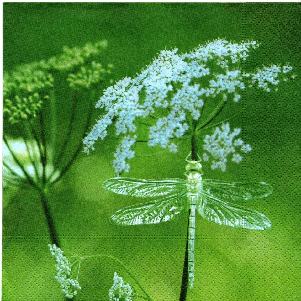 Serviettes en papier libellule fond vert. Paper napkins dragonfly design green