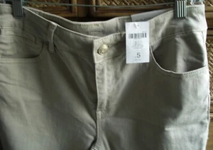 NWT Chicos The Platinum Jegging 0.5 P Petit Tan Slim Fit/LEG Pants Jeans Pockets - Picture 1 of 14