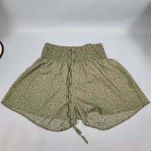 Pantaloncini Shein verdi da donna taglia large - Foto 1 di 4