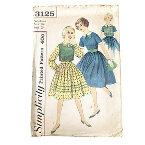 Vestido De Colección Años 60 Simplicity 3125 Falda Completa Sub Adolescente Talla 10 Busto 29 COMPLETO - Imagen 1 de 2
