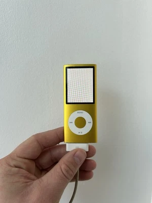 Apple iPod Nano-Chromatic 4th Generation Yellow, 8GB - Image 1 of 4