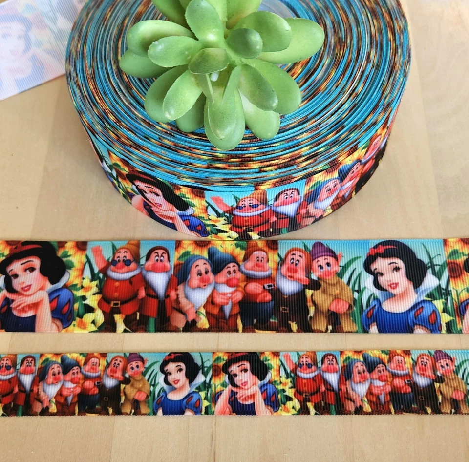 7/8 & 1.5" (1 YD) Snow White & The Seven Dwarfs Grosgrain Ribbon Prince Florian - Image 1 of 1
