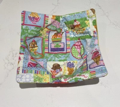  Acogedor helado reversible hecho a mano Foto 1 de 3