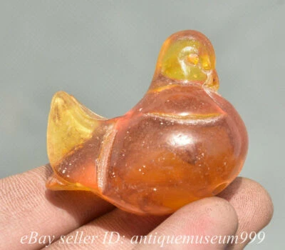 Amuleto pingente estátua animal pato esculpido em âmbar chinês 1,6"  - Imagem 1 de 4