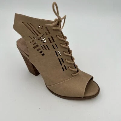 Tacones de corte láser restringido para mujer talla 8 beige punta abierta Foto 1 de 4