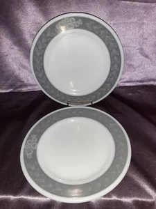 2 Vintage Pyrex Corning Grecian Grey Laurel Leaf 9" Milkglass Dinner Plates USA - Picture 1 of 7