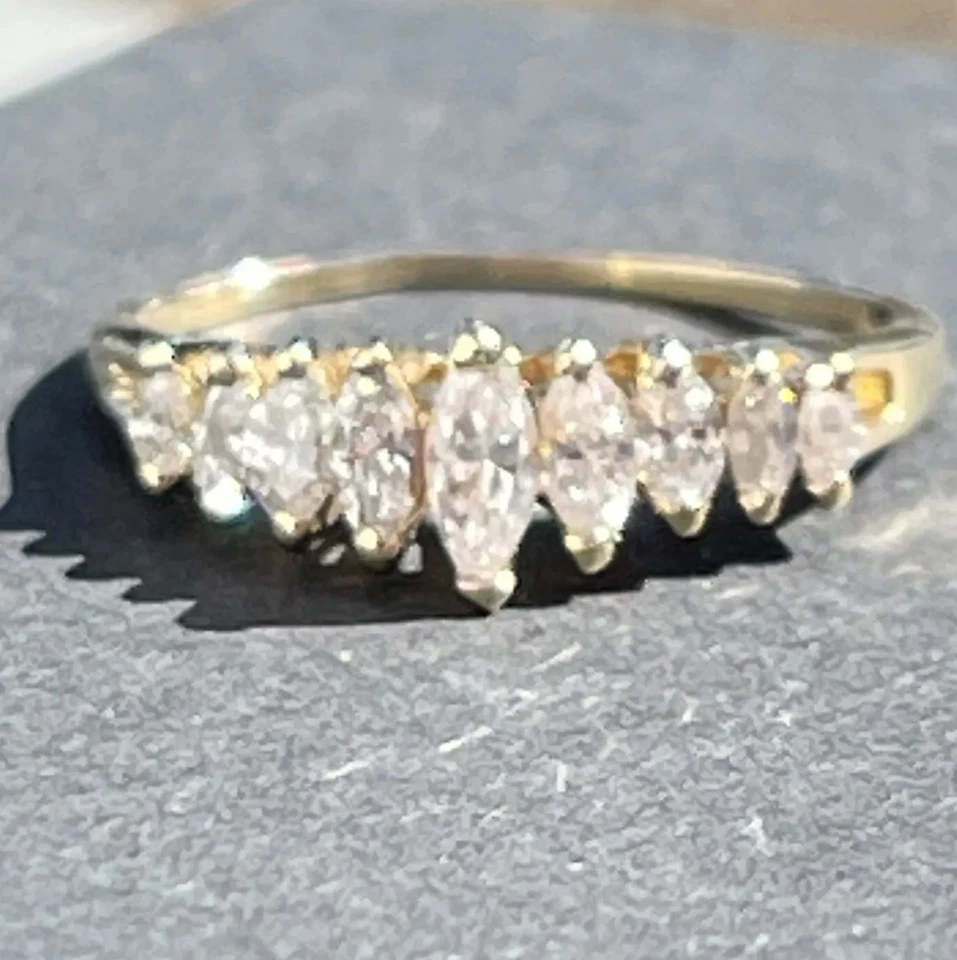 14k Yellow Gold .5 Carat Diamond Pyramid Ring Size 7.5 9 Marquise Shape Diamonds - Image 1 of 4