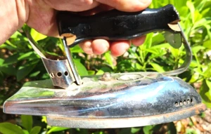 Vintage EATONIA Right-Handed Electric Iron - Picture 1 of 6
