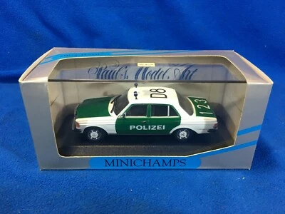 MINICHAMPS 1:43 POLIZEI - MERCEDES BENZ W 123 LIMOUSINE Cod. 430 032291 - Immagine 1 di 3