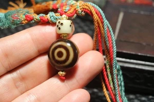 Elegante pulsera femenina Magic Energy tibetana de ágata antigua ojos de cabra 2 lados cuentas Dzi - Imagen 1 de 6