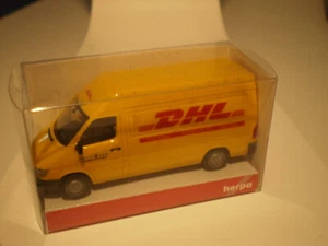 HERPA 1:87 - Mercedes-Benz Sprinter 2000 Hochdach-Kastenwagen "DHL" (046916) - Bild 1 von 1