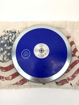 High School Discus 1.6 Kg Steel See Photos Pre-Owned - Image 1 of 2