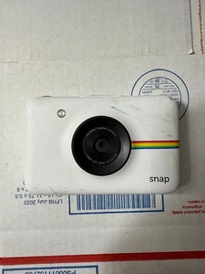 Polaroid Snap Camera - Picture 1 of 5