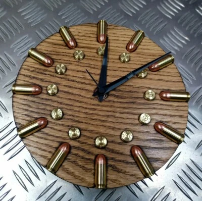 Patronen (.45) Wanduhr aus Eichenholz "Custom" von Bound by ammo - Bild 1 von 4