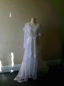 vintage Lace Prarie wedding dress - Picture 1 of 8