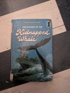 The Mystery of the Kidnapped Whale HC(Three Investigators Mystery Series ) Rare - Picture 1 of 11