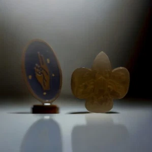 Vintage Pfadfinder Pins Set 2 Brownies Eid Pin + Pfadfinder Blattgold Symbol - Bild 1 von 7