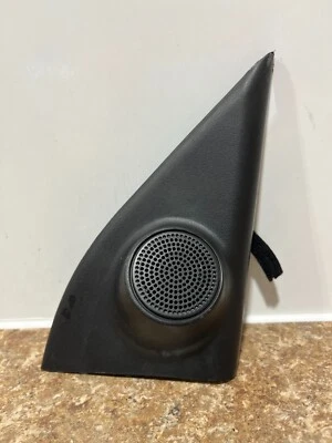 Hyundai Tucson 2006 lado del pasajero derecho altavoz tweeter acceso espejo retrovisor Foto 1 de 2