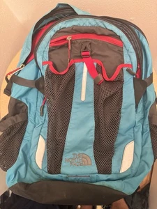 The North Face Recon Backpack Blue Black Red Laptop Compartment Hiking Travel - Picture 1 of 7