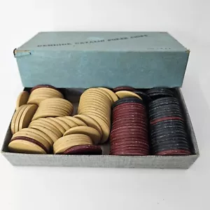 Set Of Genuine Catalin Poker Chips In Original Box Royal Nice collectible! - Picture 1 of 5