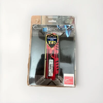 G. SKILL 4 GB UDIMM 1600 MHz PC3-14900 DDR3 Memory (F3-14900CL9S-4GBXL) - Image 1 of 2