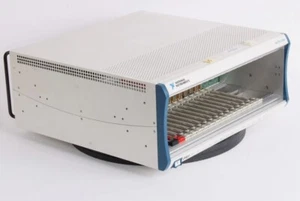 Gebrauchtes National Instruments NI PXI-1044 18-Slot PXI Mainframe Chassis - Bild 1 von 1