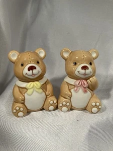 Salero y pimentero vintage Lefton 1984 oso de peluche - Imagen 1 de 3