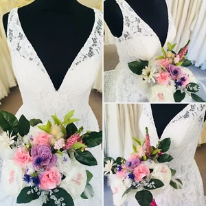 Hochzeit Brautstrauß Französische Perlen Swarovski Kristall Flieder Elfenbein Handarbeit - Bild 1 von 12