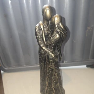Stehendes Paar Figur Ornament 32" küssend, umarmen romantisches Geschenk Valentinstag - Bild 1 von 5
