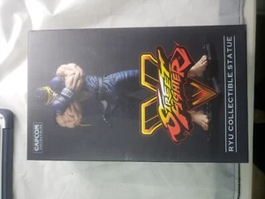 NEW - Capcom Collectibles Street Fighter V 5 Ryu Collectible Statue Limited Ed. - Picture 1 of 7